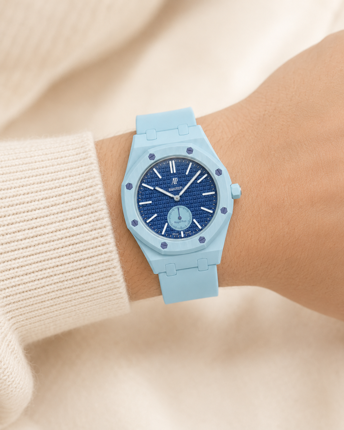 Royal Pop Straps — ROYAL POP STRAP — LIGHT BLUE — on wrist